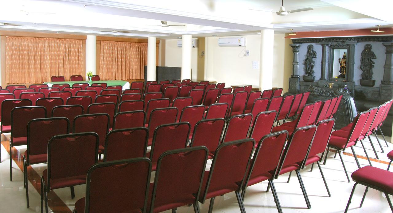 Sree Gokulam Sabari Hotel 2*